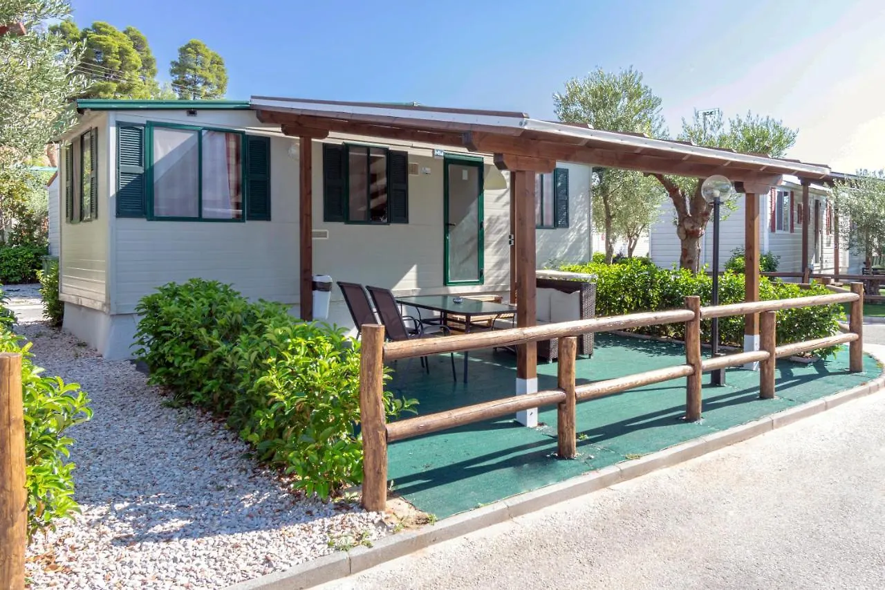 Camping Castello Néosz Marmarász 0*,