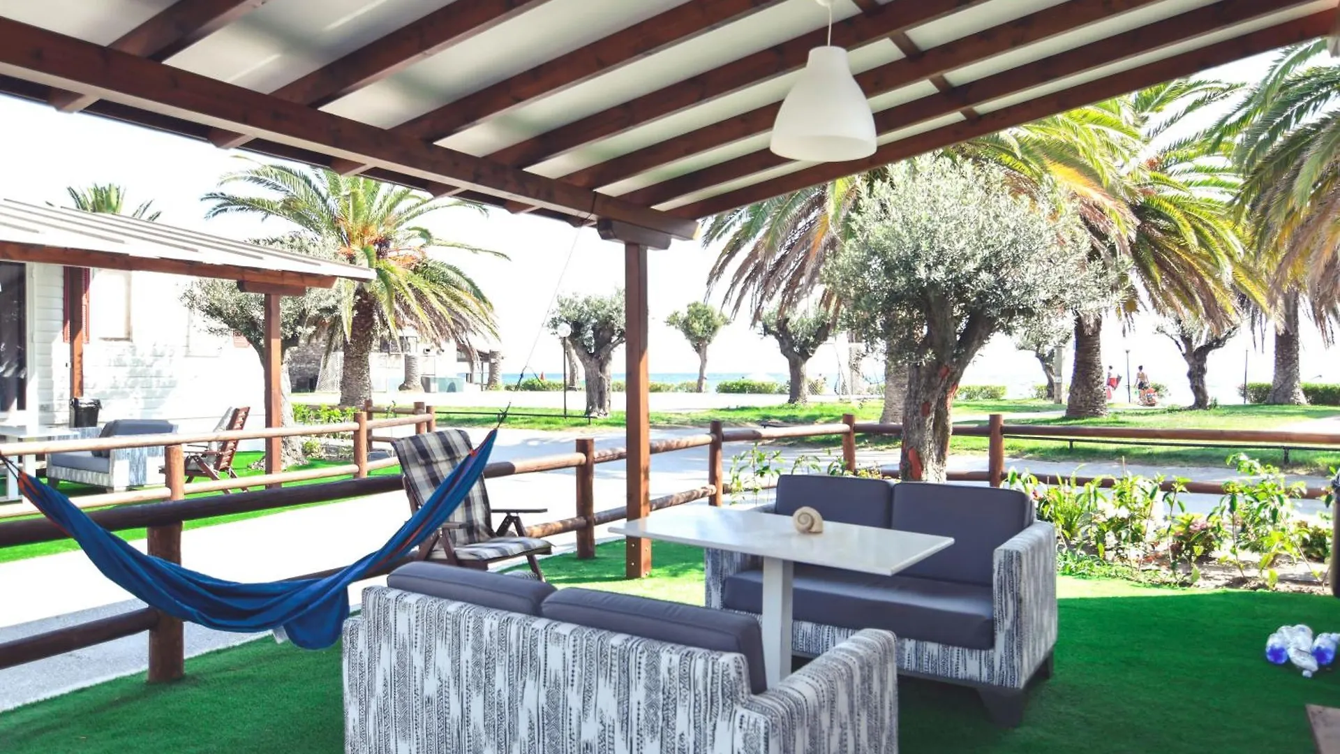 Camping Castello Neos Marmaras Greece
