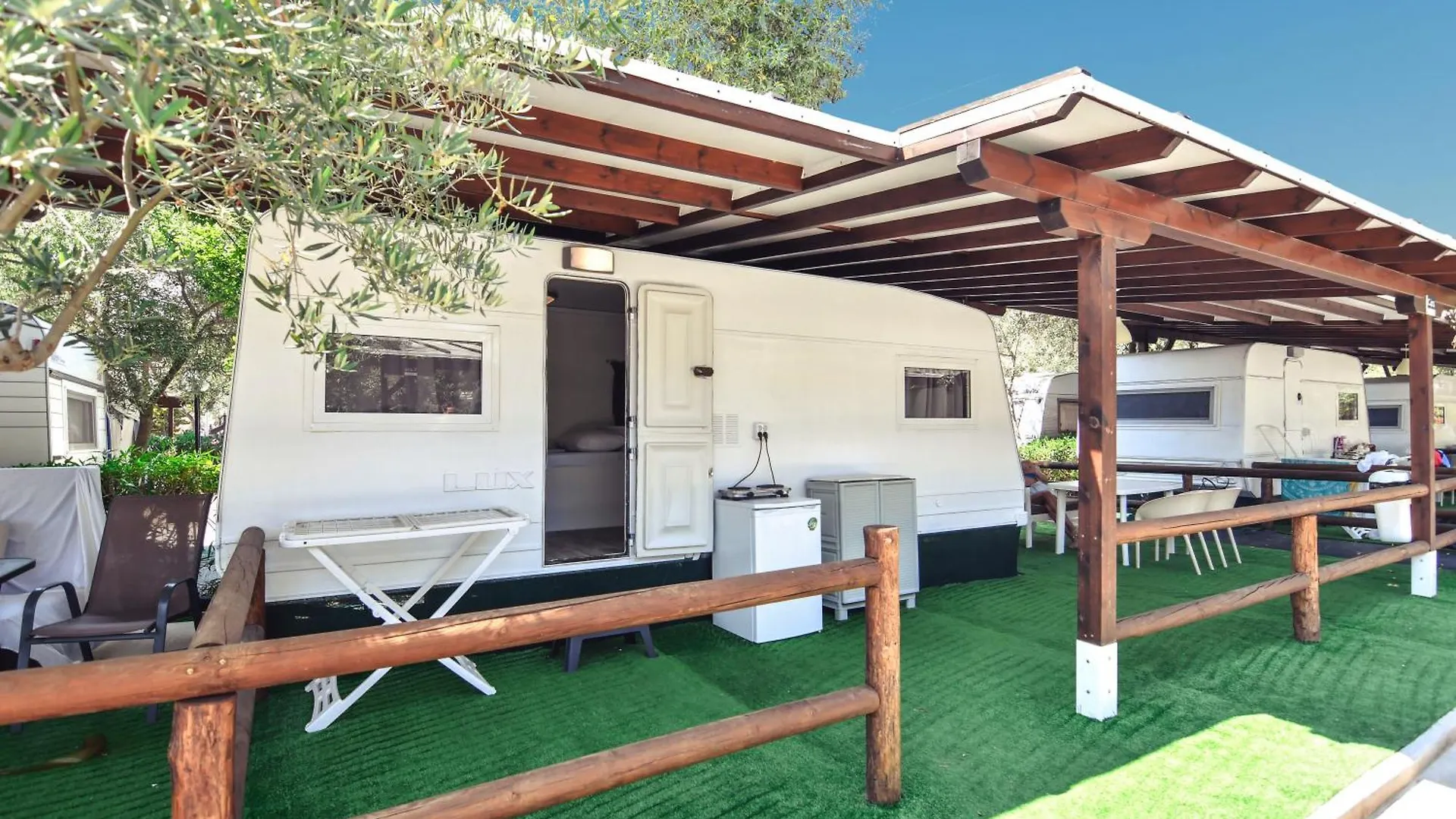 Camping Castello Νέος Μαρμαράς Κάμπινγκ